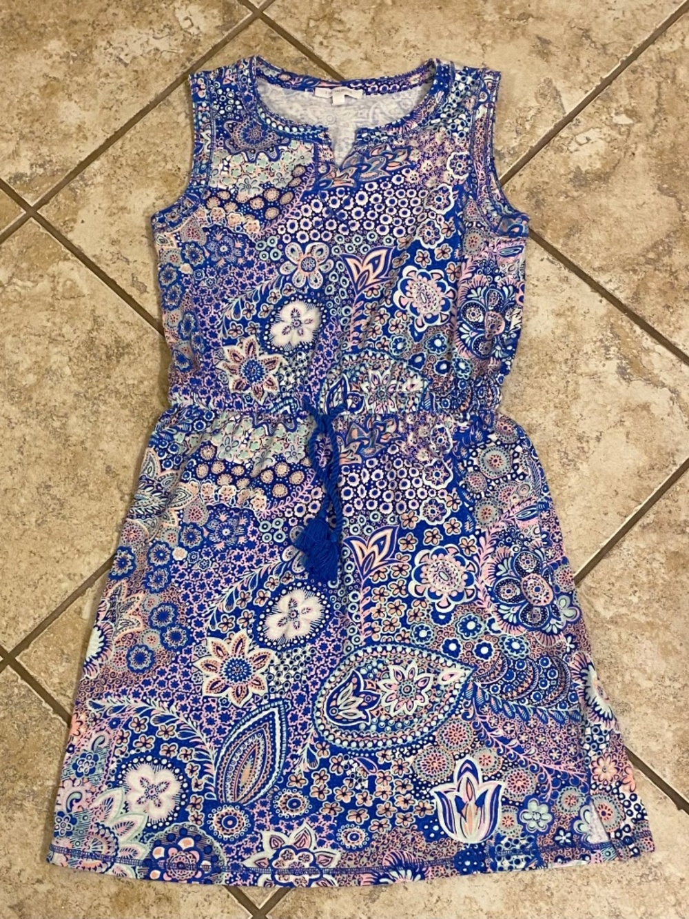 New Jersey Tie Waist Dress. Cozy comfort, elevated. Our easy split neck dress p.